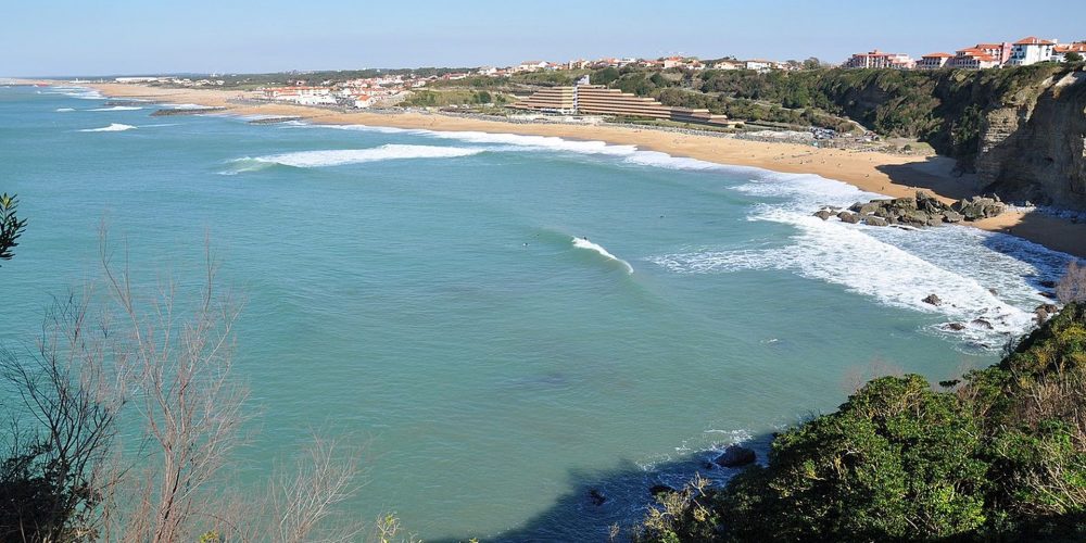 1280px-Panorama_ANGLET